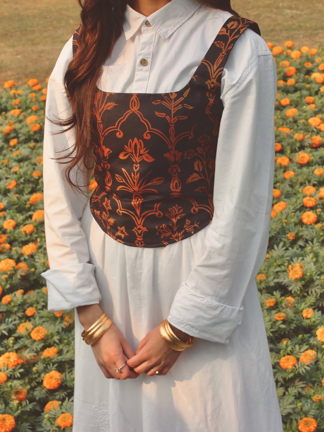 Premium Pashmina Koti & White Forak Set – Elegant 2-Piece Winter Outfit | Yahyas